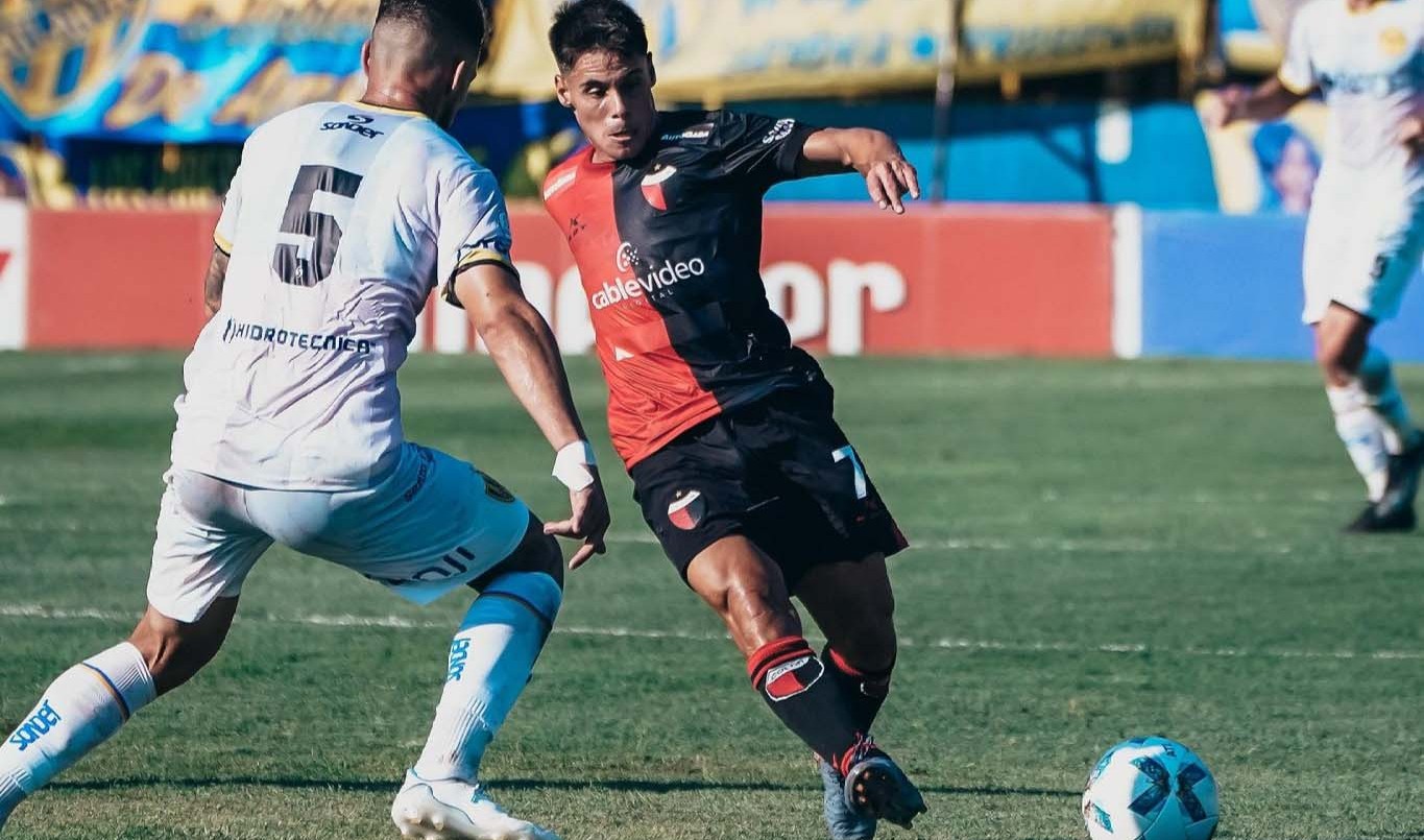 En Colón niegan que existan ofertas por Talpone y negocian por Lago | Deportes