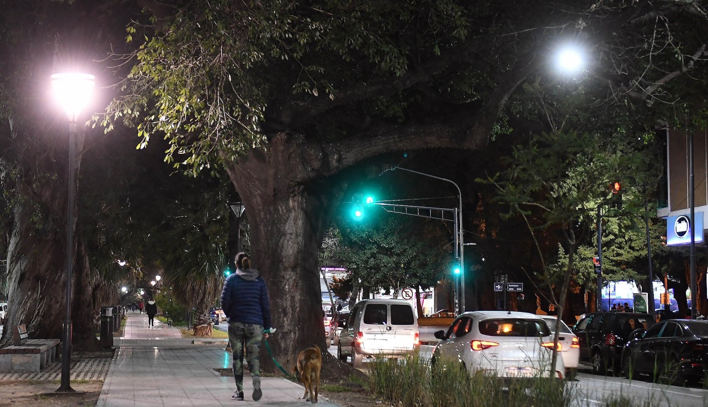 Mañana firman contrato para reparar el alumbrado público: priorizarán parques y paseos | Noticias