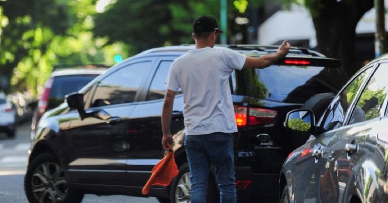 Santo Tomé: prohibieron la actividad de los cuidacoches en la vía pública | Legislativas