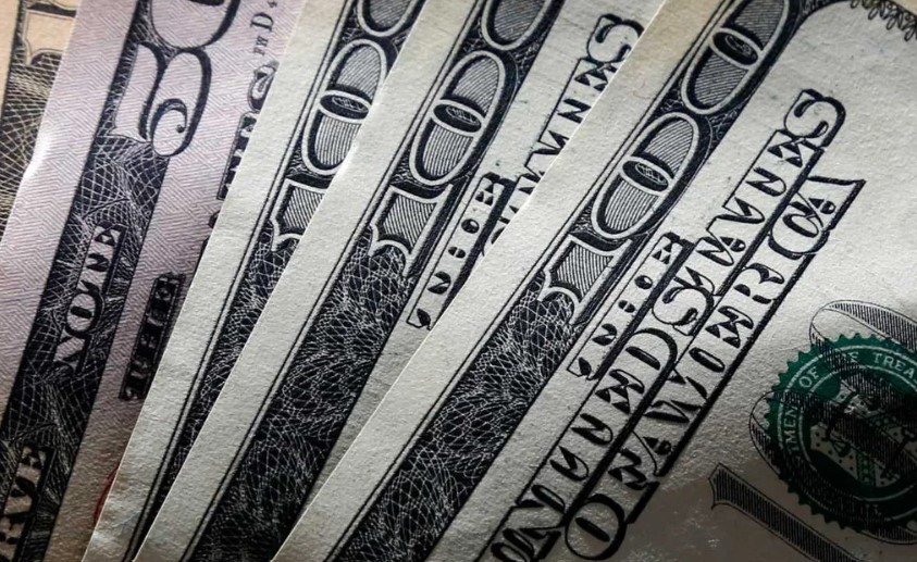 La cotización del dólar blue rebotó en el comienzo de la semana y alcanzó los $1.200 | Nacionales