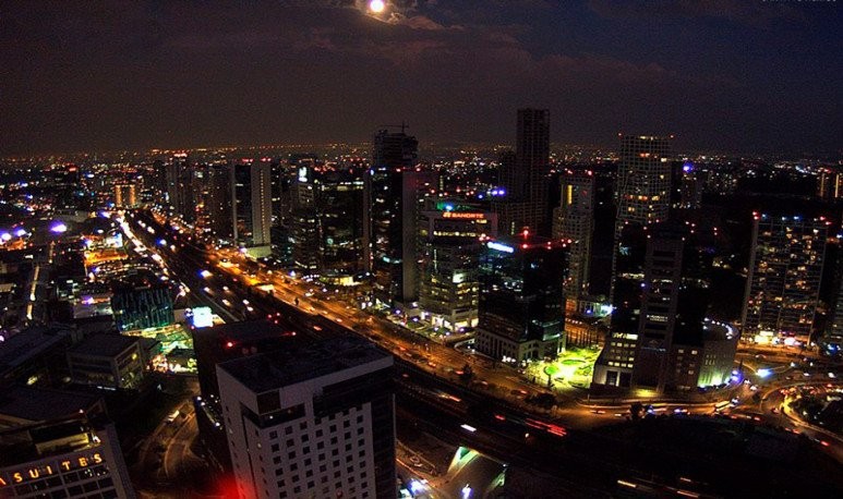 ¿Mesa afuera o mesa adentro? Así estará la Nochebuena en Santa Fe | Información General