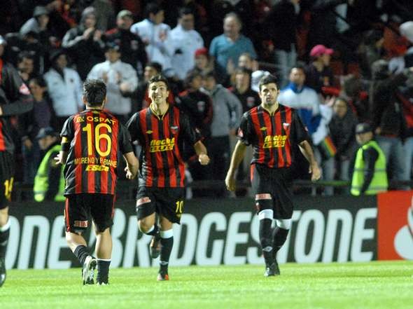 Colón busca goles y jerarquía: quién fue sondeado en las últimas horas | Deportes