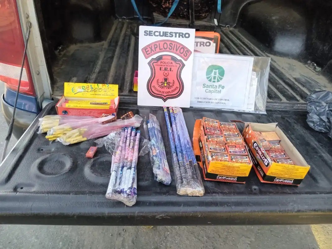 Se secuestraron más de 800 tipos de artefactos de pirotecnia en un comercio de Guadalupe Oeste | Policiales