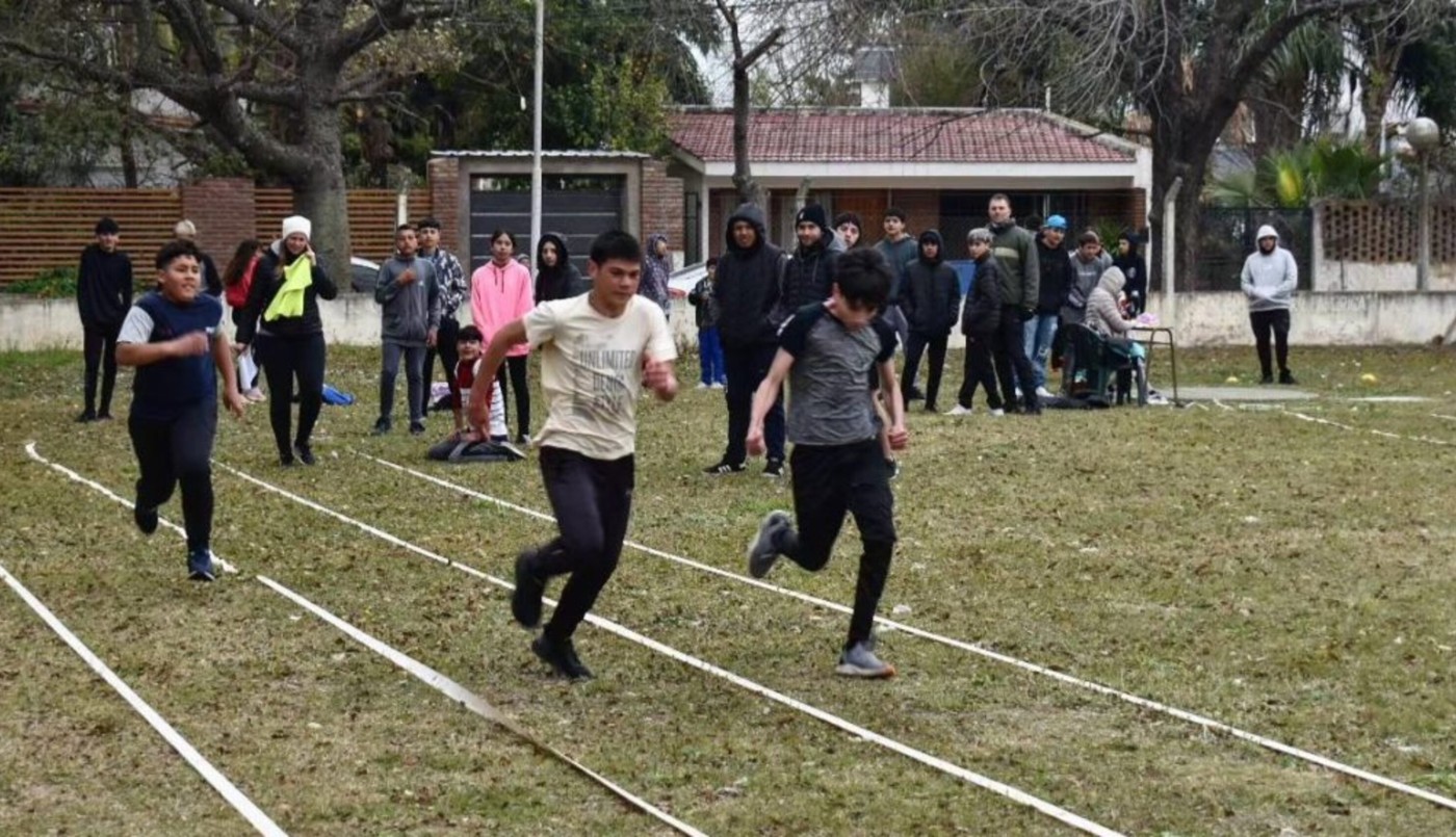 Provincia invierte más de $300 millones en Centros de Educación Física | Noticias