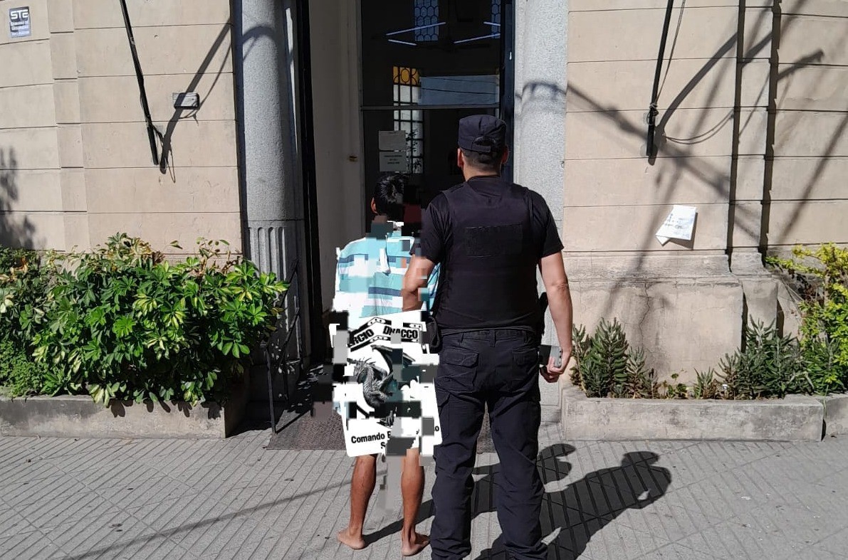 Robó, lo detuvo su cuñado, escapó y lo terminó entregando la madre | Policiales