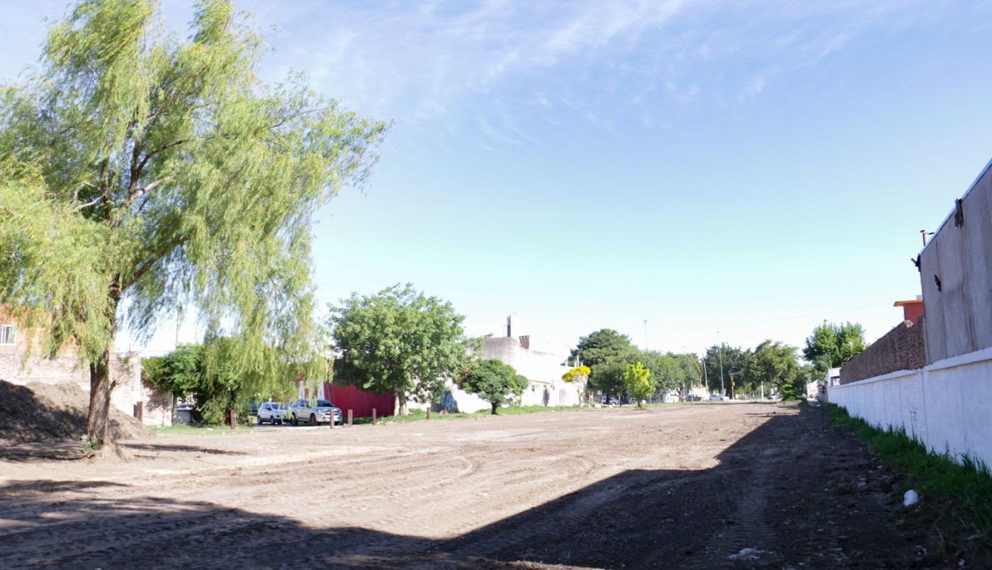 Poletti recorrió las obras de recuperación del espacio público lindero a La Esquina Encendida | Noticias