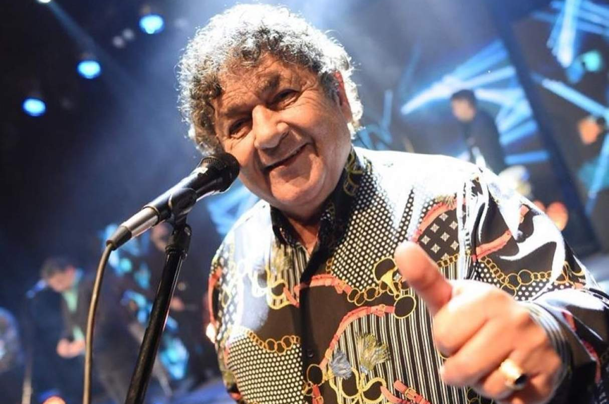 Notable mejoría: Cacho Deicas dejó terapia intensiva y está en sala común | Información General