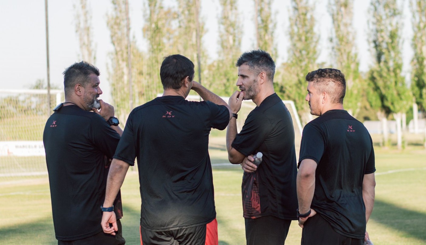 Colón sumó dos nuevos refuerzos: quiénes son y cuándo llegan a Santa Fe | Deportes