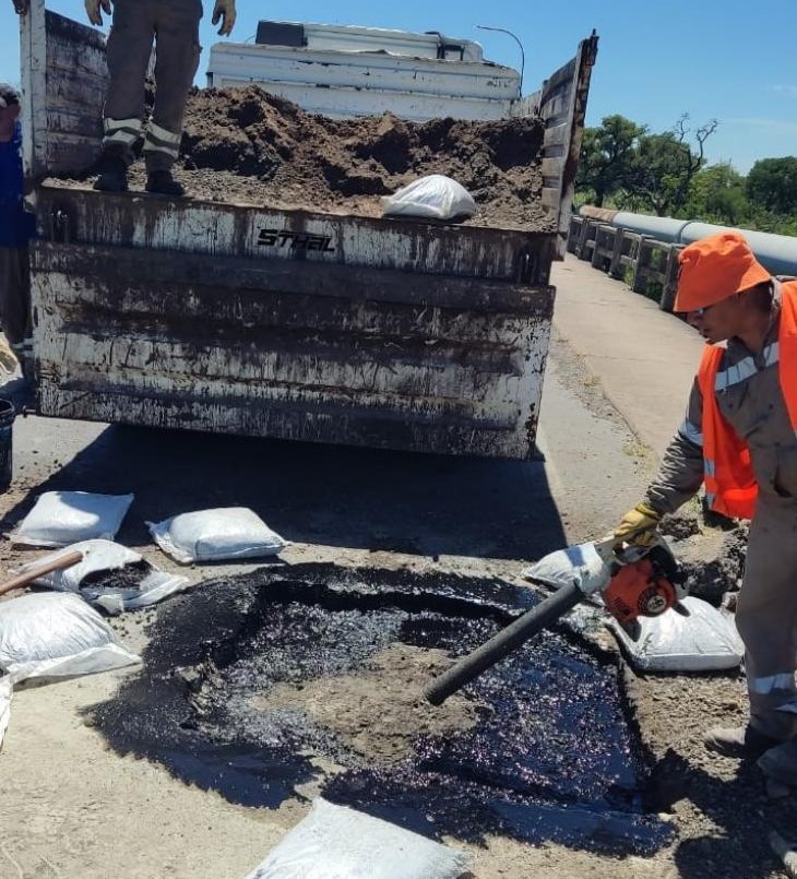 Realizan tareas de mantenimiento en la Ruta Nacional 168 | Noticias