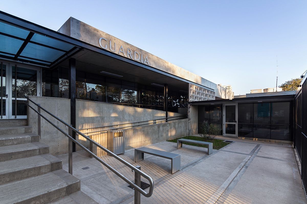 Le pegaron un botellazo a la salida de un boliche en la ruta nacional 168 | Policiales