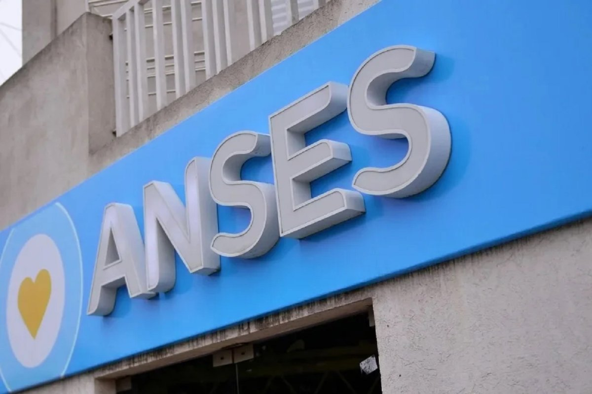 Aumento en jubilaciones y asignaciones familiares: nuevos montos desde febrero | Información General