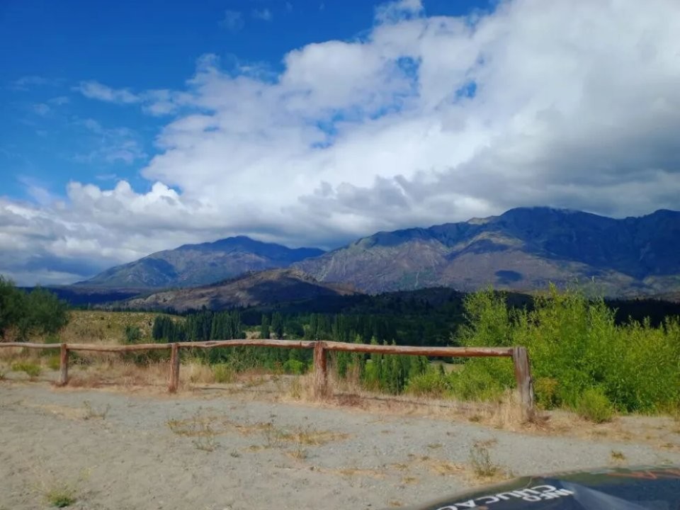 Contuvieron el fuego en Epuyén y detuvieron a dos mujeres por provocación del foco ígneo | Nacionales