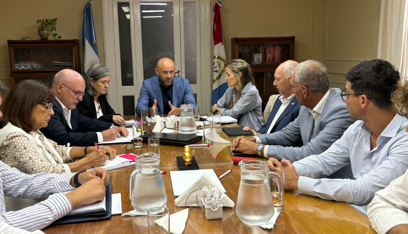 Hidrovía: Santa Fe busca incrementar su capacidad portuaria para exportar | Información General