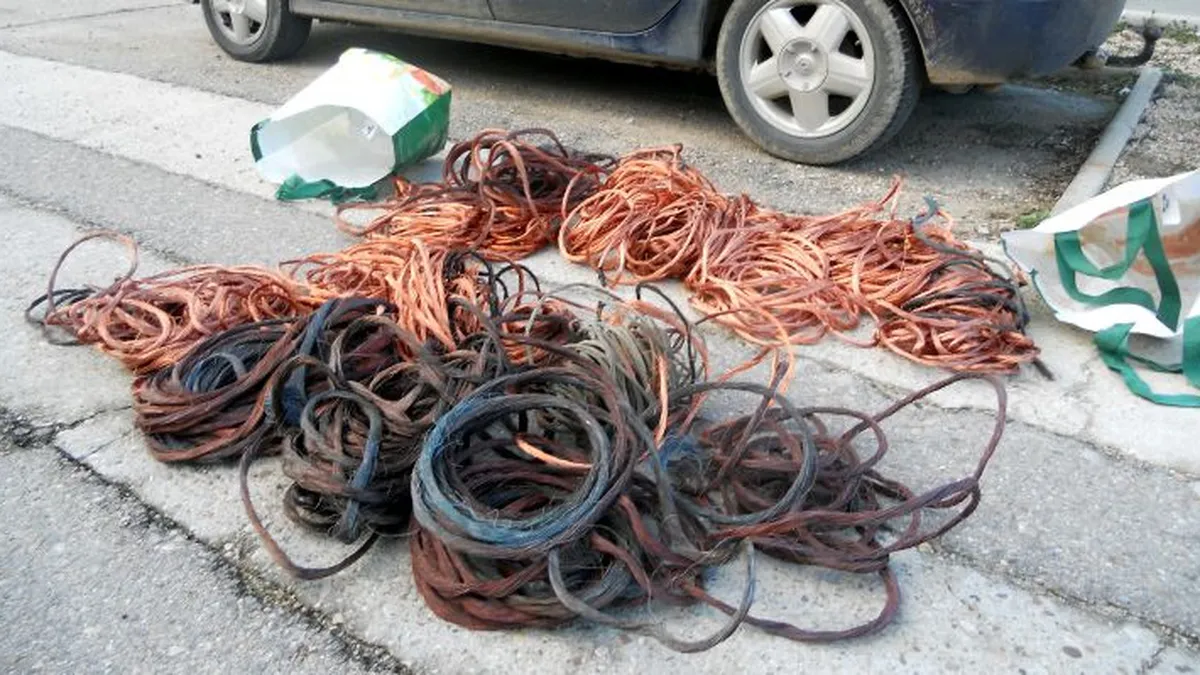 La policía secuestró 152 kilos de cables robados | Información General