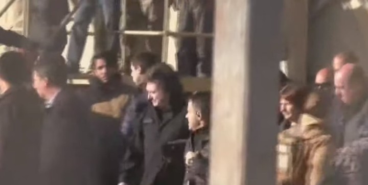 El presidente Milei viajó a Bahía Blanca para supervisar la asistencia tras el temporal | Nacionales