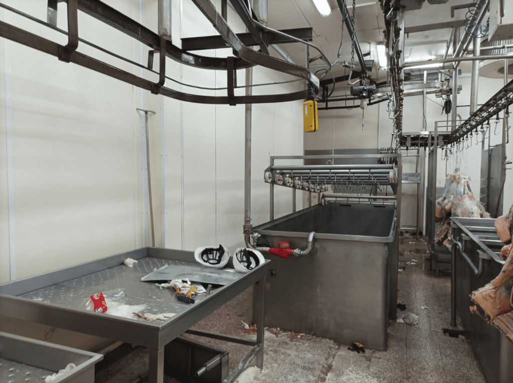 Grave accidente laboral en un frigorífico de la zona | Policiales