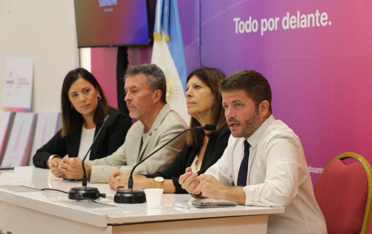 Provincia invierte más de $ 992 millones en 63 localidades para mejorar la circulación vial | Información General