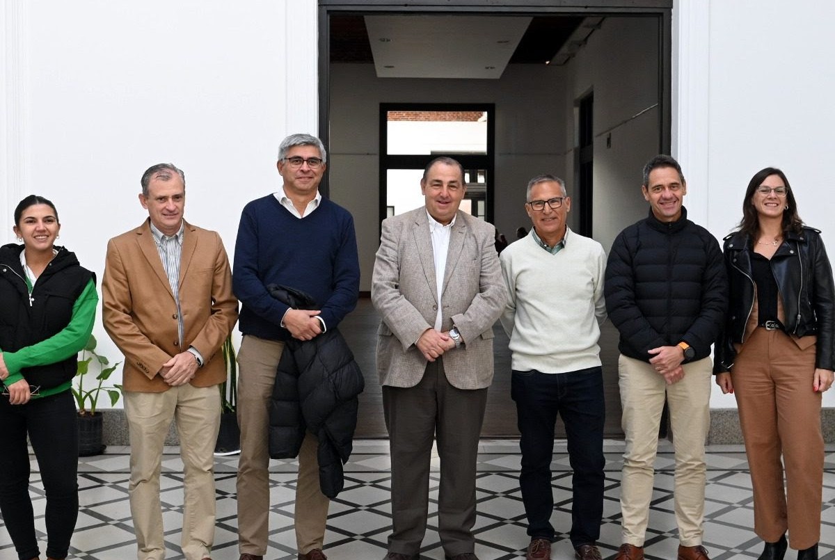 Congreso de Cirugía Pediátrica 2026: Poletti recorrió la Estación Belgrano junto a miembros de ACACIP | Salud