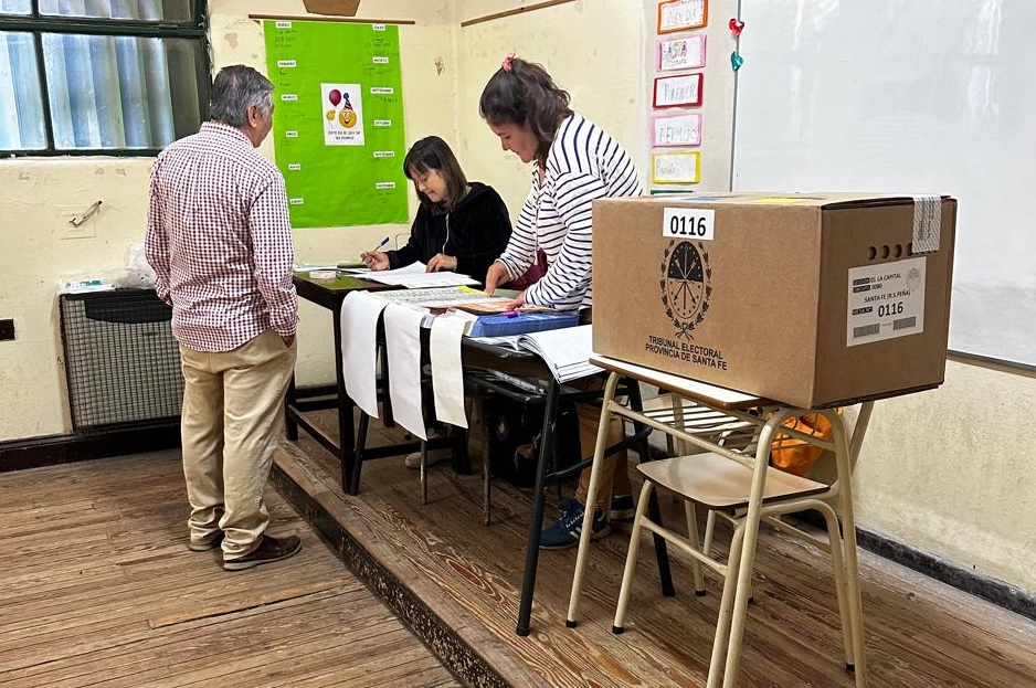 Bajo porcentaje de votantes: Hasta las 13 sólo lo había hecho el 30% del padrón | Información General