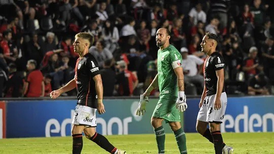 El mensaje de Marcos Díaz: "Le pido disculpas a todos" | Deportes