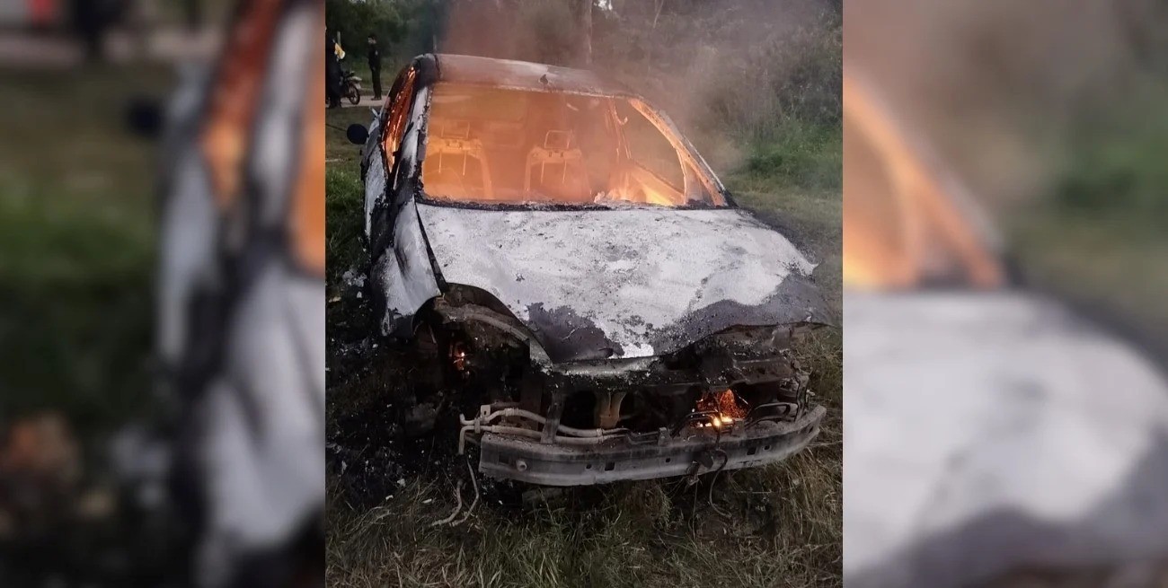Se investiga el incendio de un auto en Santo Tomé | Policiales