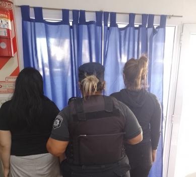 Detuvieron a tres mujeres que se pelearon frente a un jardín de infantes | Policiales