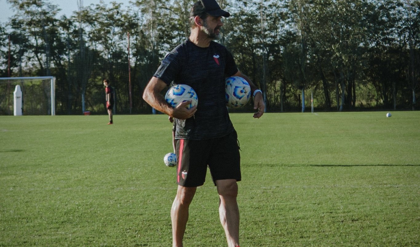 Habemus DT: Colón oficializó la llegada de Andrés Yllana como entrenador | Deportes