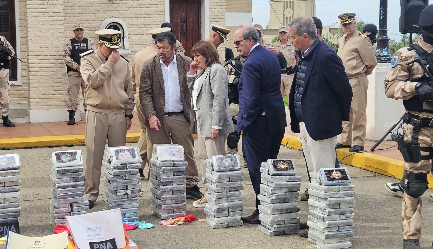 Bullrich en San Lorenzo tras el hallazgo de cocaína: “Queremos saber qué organización criminal está detrás” | Nacionales