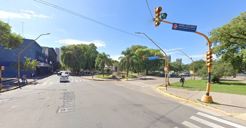 Proponen habilitar el giro a la derecha en la esquina de Rivadavia y Suipacha | Noticias