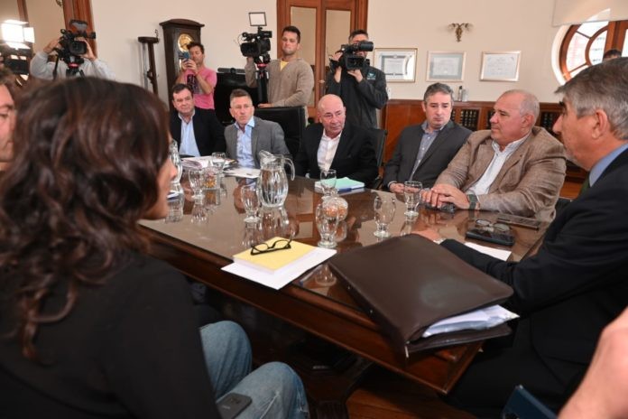 Paritarias: ¿qué dijeron los gremios tras recibir la propuesta del gobierno provincial? | Información General