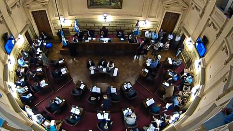 El Senado santafesino trata este jueves la toma de deuda del Ejecutivo | Legislativas
