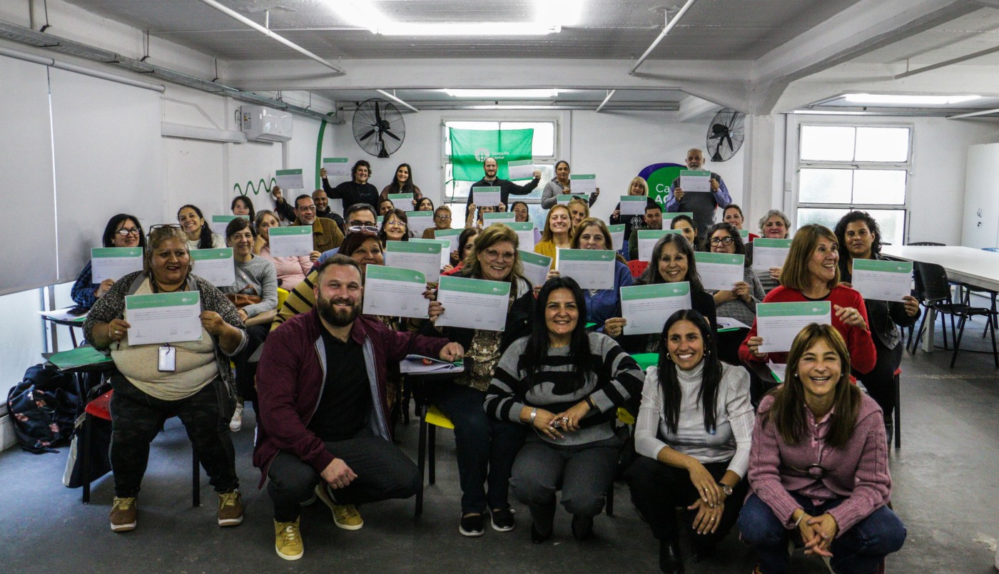 Se entregaron 50 certificados a vecinalistas y vecinos que realizaron la capacitación | Noticias