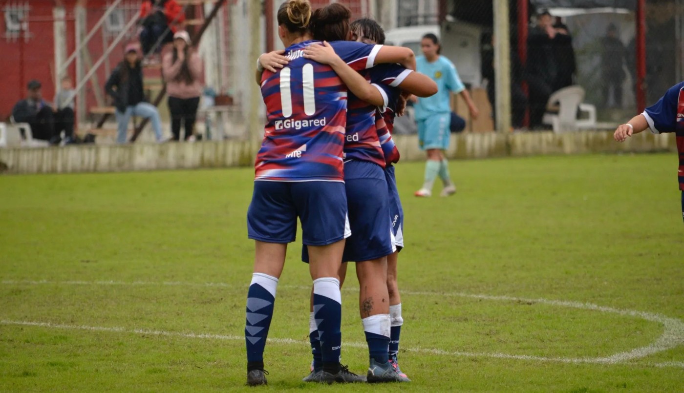 Fútbol femenino: Unión llegó a su tercer triunfo al hilo tras vencer a Aldosivi | Deportes