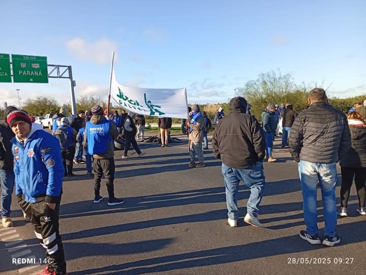 FESTRAM levantó el corte en la autopista Santa Fe - Rosario | Información General