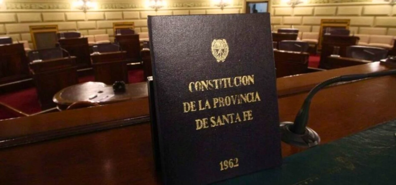 El Tribunal Electoral entrega los diplomas a los convencionales reformadores electos | Información General