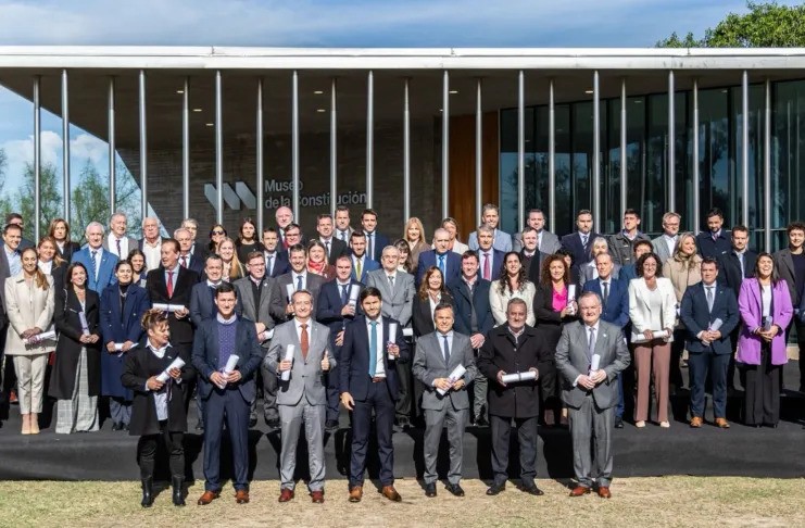 Entregaron los diplomas a los 69 convencionales reformadores | Información General