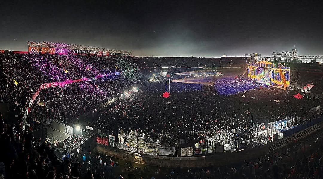 La Renga hizo vibrar el estadio de Colón ante unas 40 mil personas | Información General