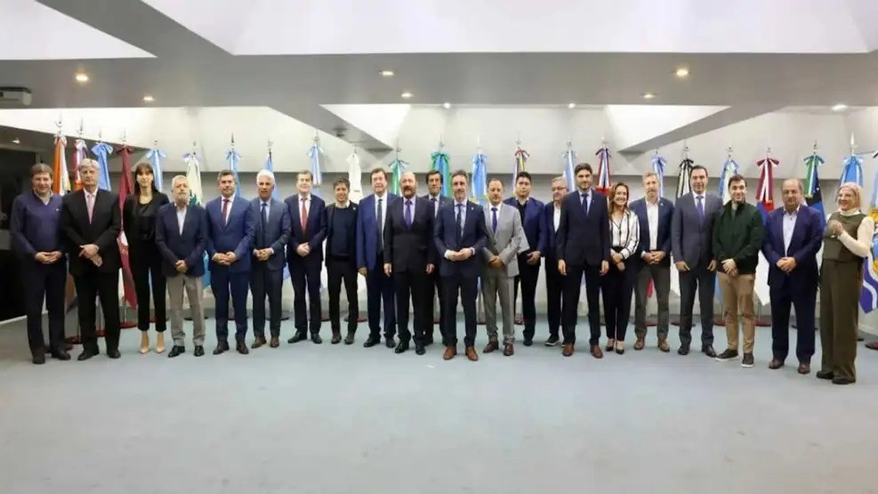 Caída de fondos coparticipables: gobernadores se reúnen preocupados por la situación | Información General