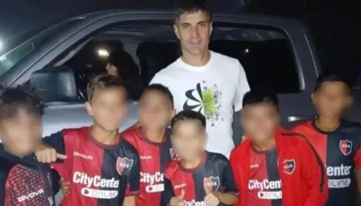 Newell's sancionó a seis nenes de las inferiores por sacarse una foto con Malcorra | Deportes