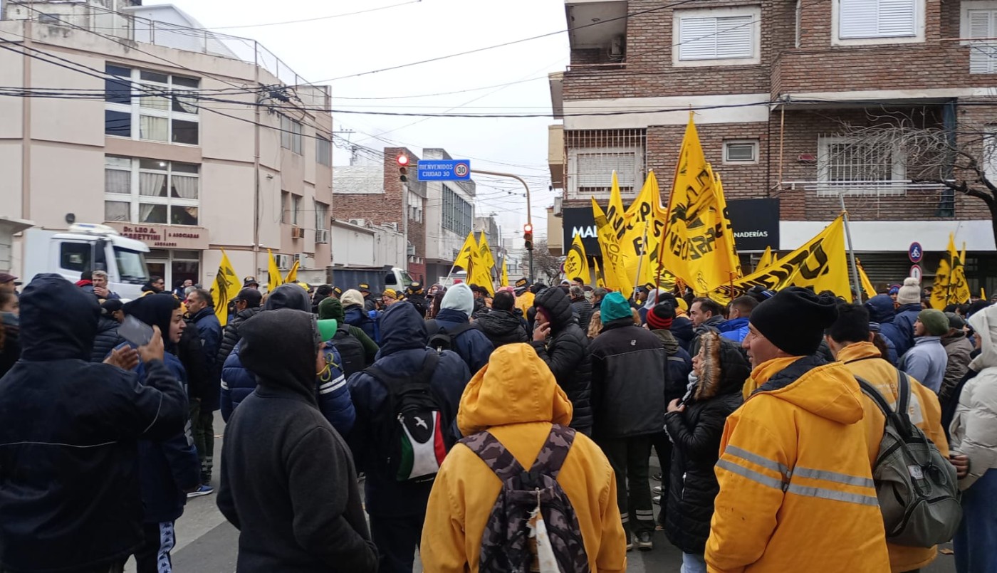 Paro municipal afecta los prestaciones de servicios en la ciudad | Noticias