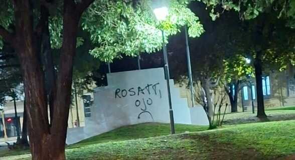 Aparecieron pintadas y carteles contra el presidente de la Corte Horacio Rosatti | Información General