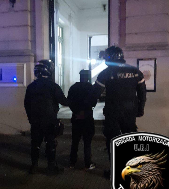 Detuvieron a un hombre por robar una moto frente a la Municipalidad | Policiales