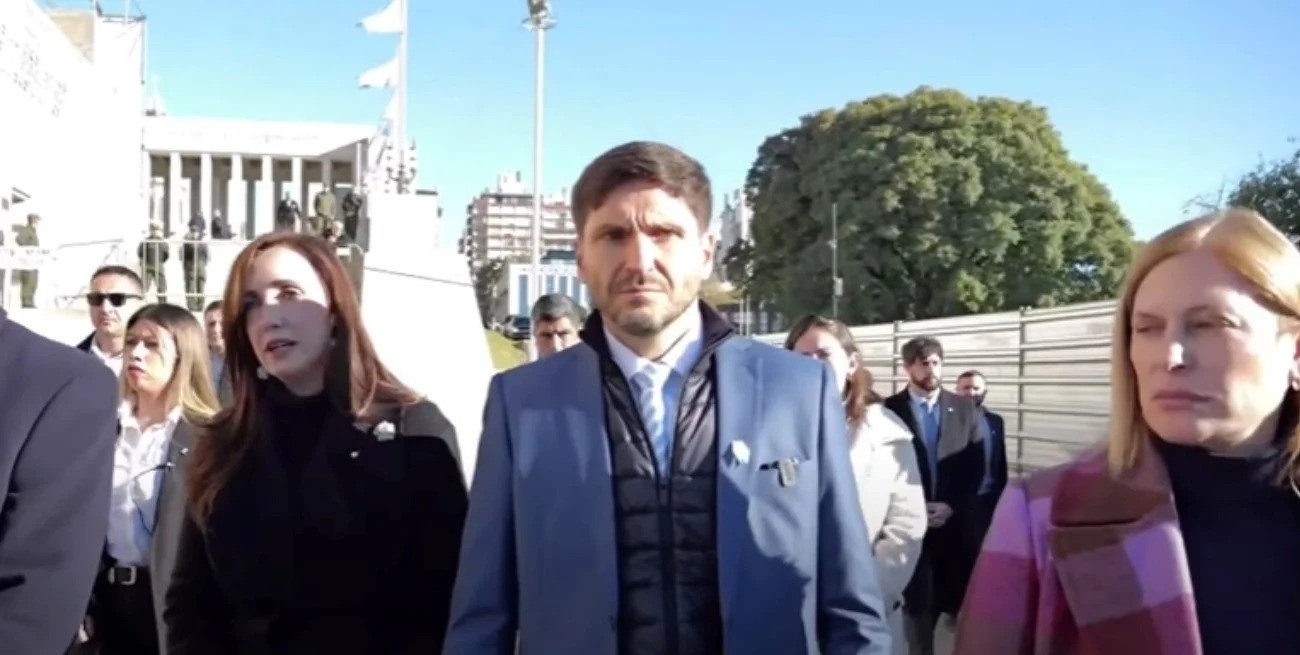 Pullaro lamentó la ausencia de Milei en el acto por el Día de la Bandera | Información General