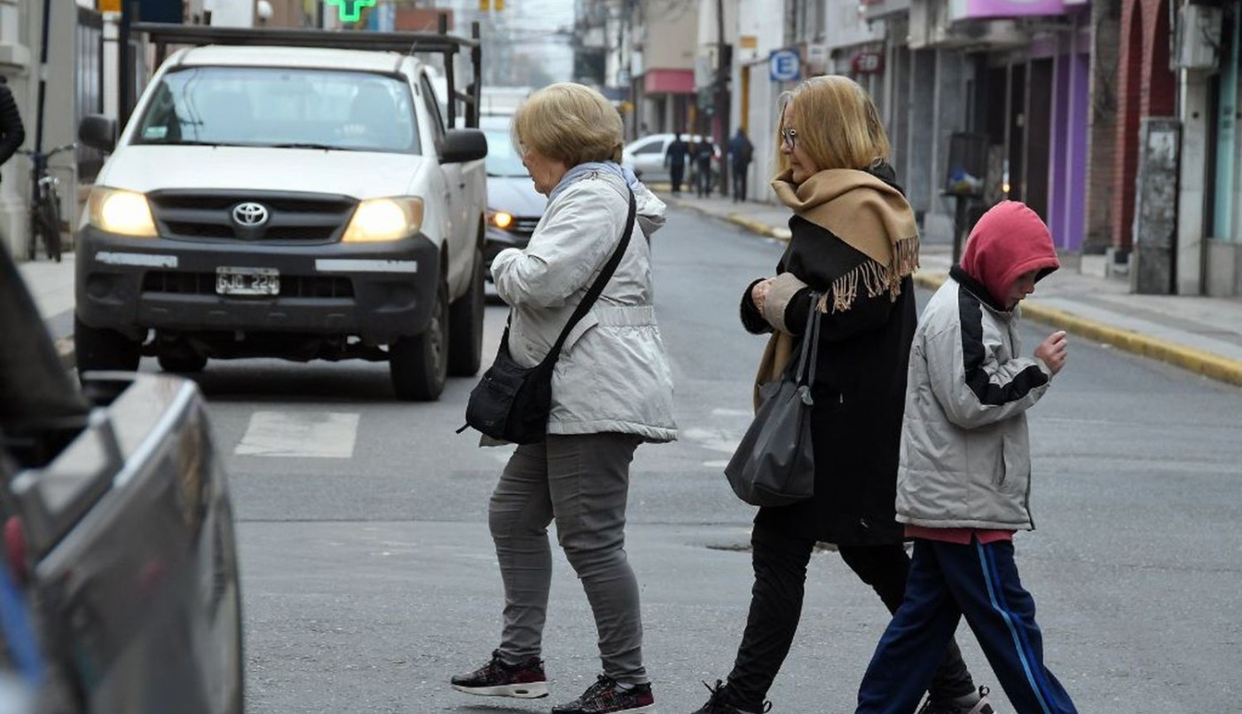 ¡Qué frío! La ola polar se siente en este comienzo de semana en la ciudad de Santa Fe | Información General