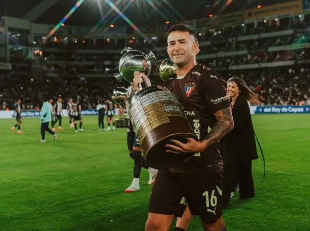 Jugó en Colón, fue goleador internacional y ahora lo eligieron concejal en Vera | Información General