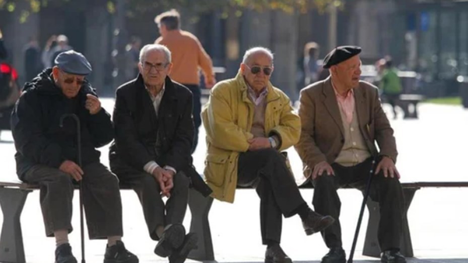 ANSES confirmó el bono sin actualizar de $70.000 para jubilados en julio | Nacionales