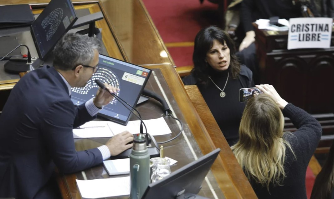 Escándalo en Diputados: la oposición avanzó con dos temas que preocupan al Gobierno | Nacionales