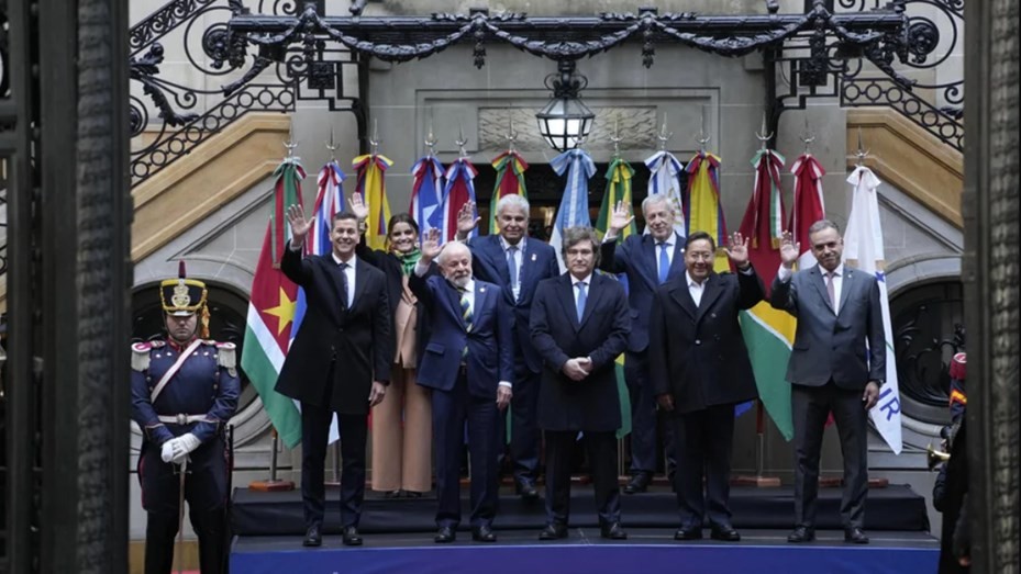 Milei pidió mayor flexibilización del Mercosur y adviertió: "Lo haremos acompañados o solos" | Nacionales