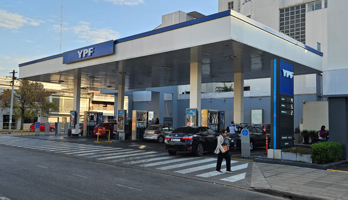 YPF aplicó un porcentaje de aumento a los combustibles desde este domingo | Información General
