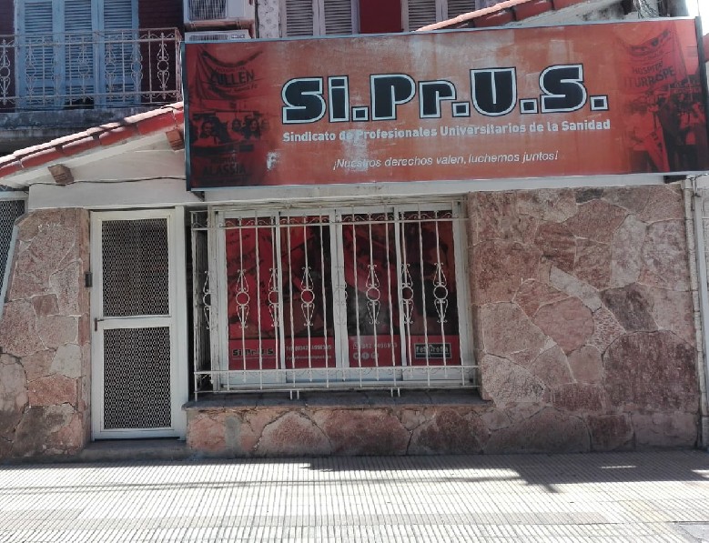 Profesionales de la salud reclaman la reapertura de las paritarias | Información General